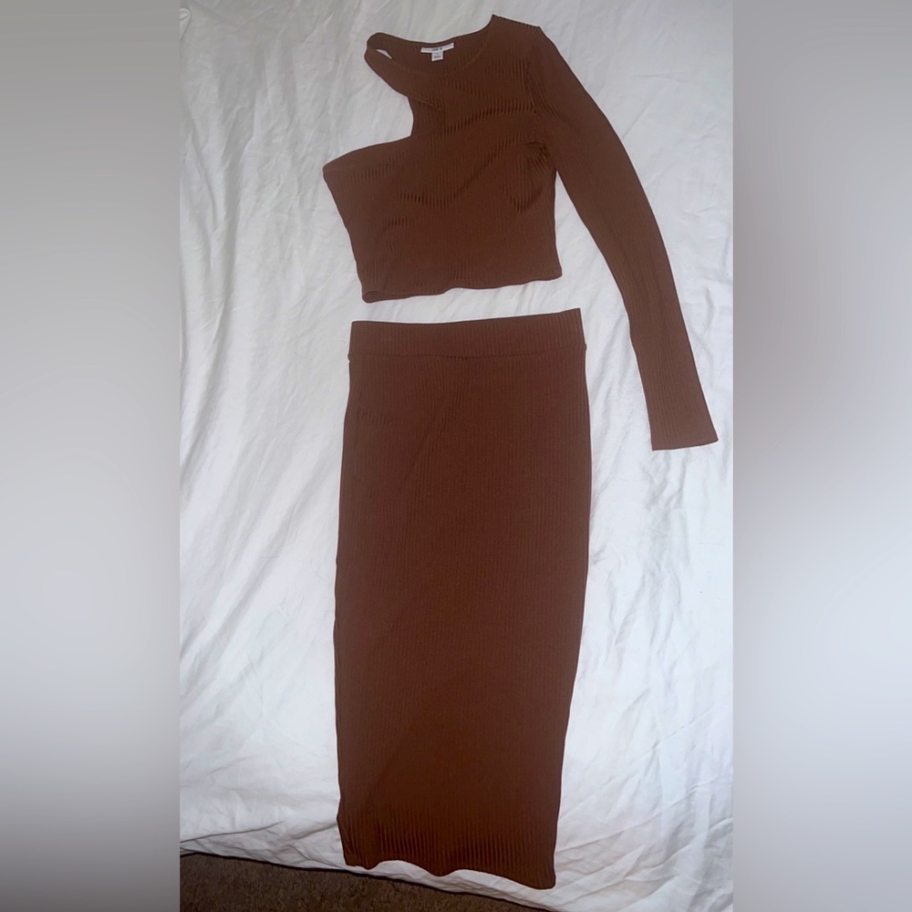 Brown skirt set